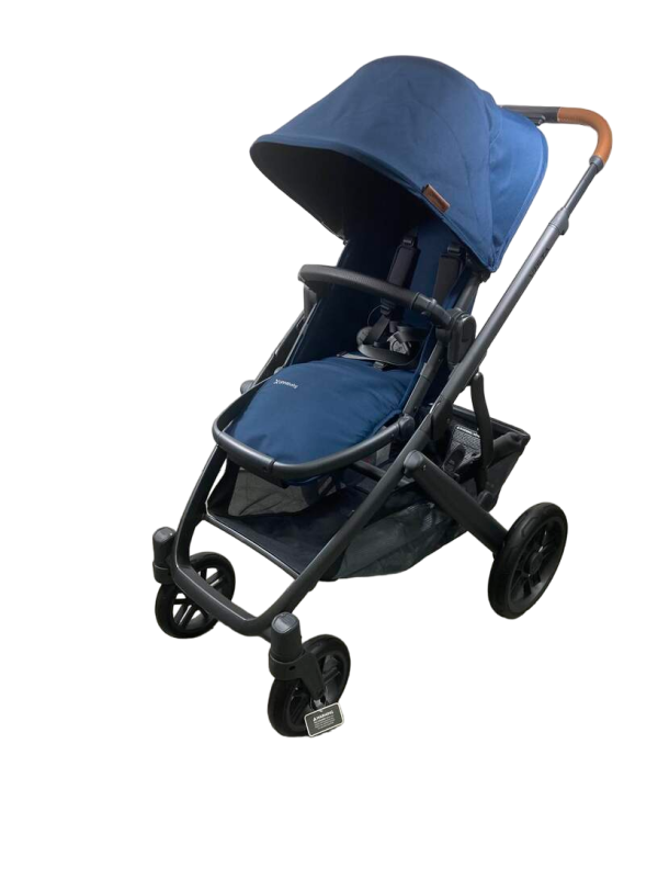 UPPAbaby VISTA V2 Stroller, Noa (Navy), 2023 For Sale - Image 2